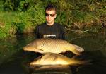 kapor 82cm/12kg a 79cm/10kg boilies Tandem Baits Top Edition Losos Caviar 7/2011